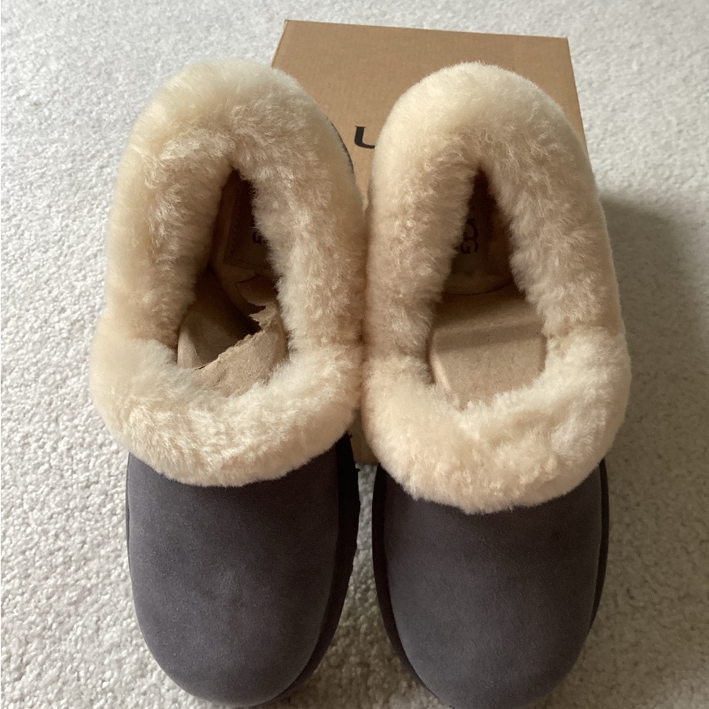 UGG Gray and Cream Women's Slippers (PRICEDROP) - Picture 3 of 10